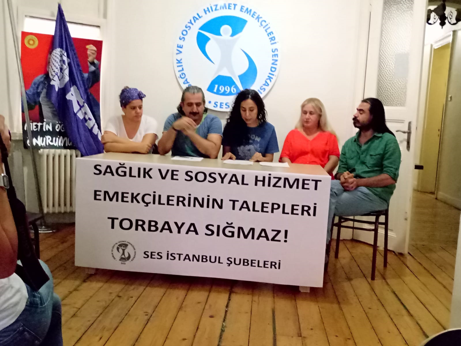 İstanbul Şubelerimiz: Sağlık ve Sosyal Hizmet Emekçilerinin Talepleri Torbaya Sığmaz