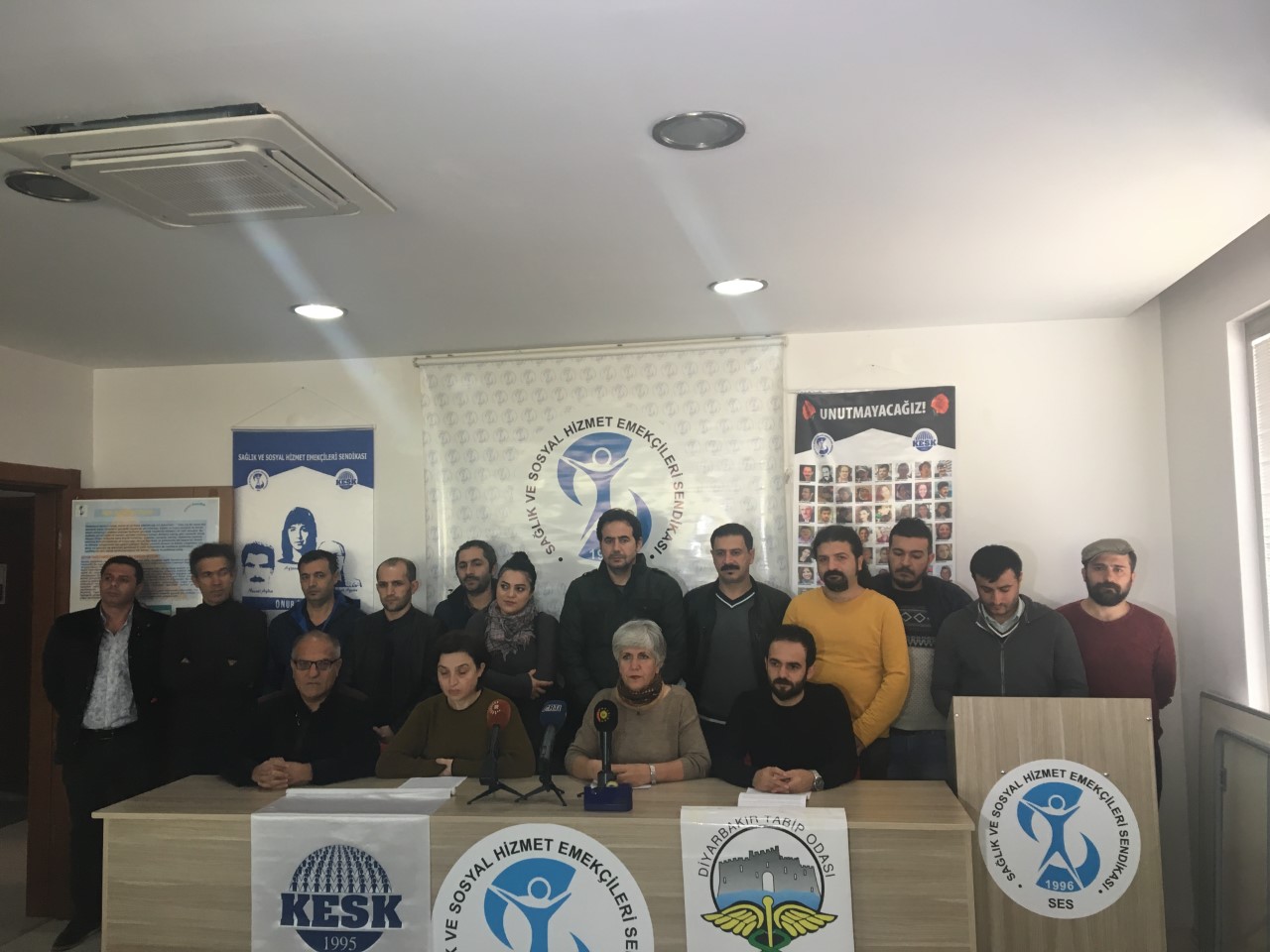 Diyarbakır KESK Şubeler Platformu ve Diyarbakır Tabip Odası: Gözaltılar Derhal Serbest Bırakılsın!