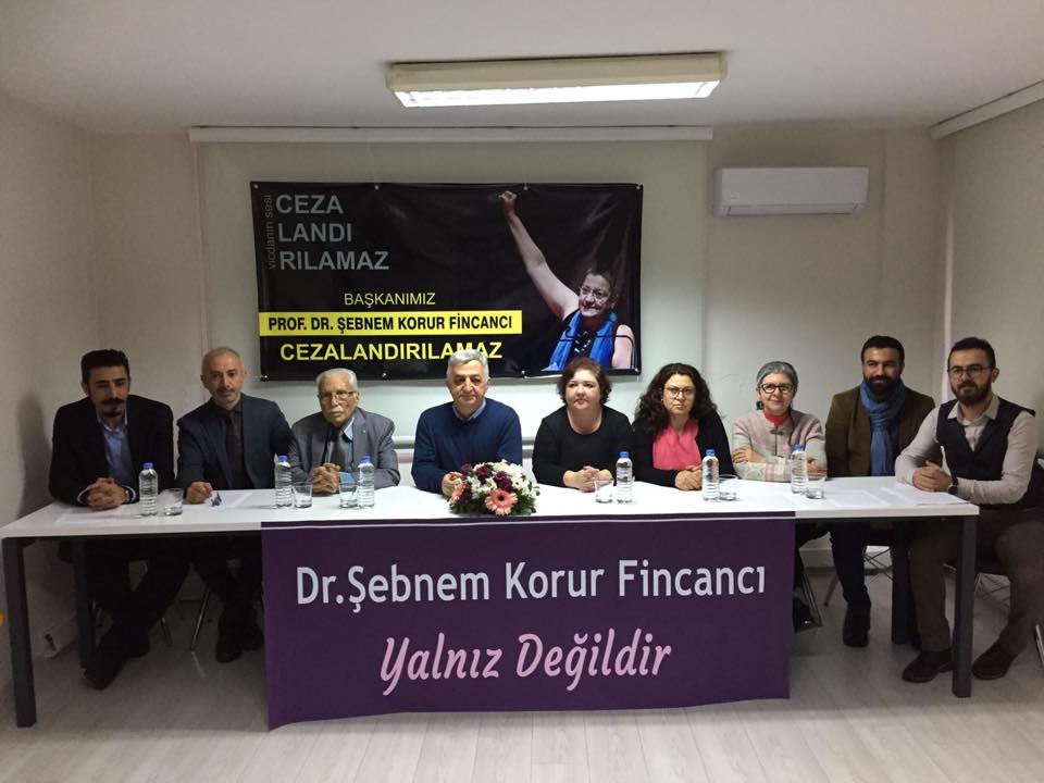 İzmir: Barış ve İnsan Hakları Savunuculuğu Cezalandırılamaz