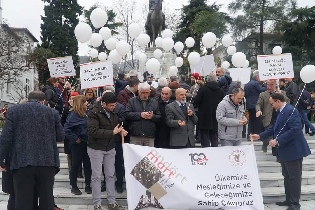 14 Mart Sağlık Haftası’nda Bursa’da “Sağlık Hakkı Yürüyüşü” Gerçekleştirildi