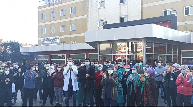 Bakırköy Şubemiz ve İstanbul Tabip Odası’ndan Sadi Konuk Hastanesi’nde Ek Ödeme Eylemi