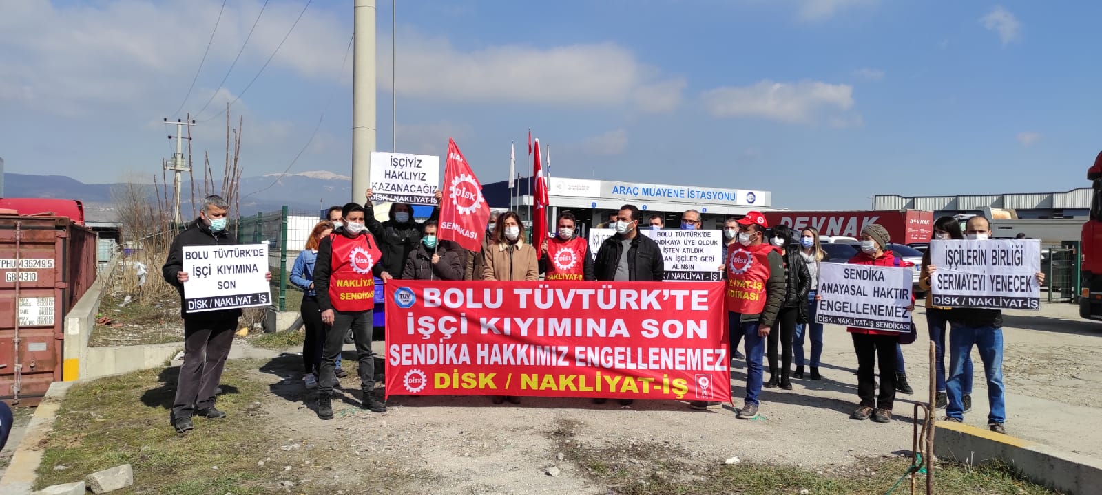 Bolu Emek ve Demokrasi Platformu Direnen TÜVTÜRK İşçilerini Ziyaret Etti