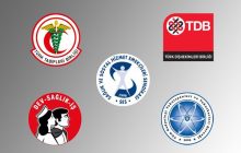 Türk Tabipleri Birliği, Türk Dişhekimleri Birliği, Devrimci Sağlık İşçileri Sendikası, Tüm Radyoloji Teknisyenleri ve Teknikerleri Derneği, SES: SES’imize Dokunma! Gözaltına Alınan Sağlık Emekçilerini Serbest Bırak!