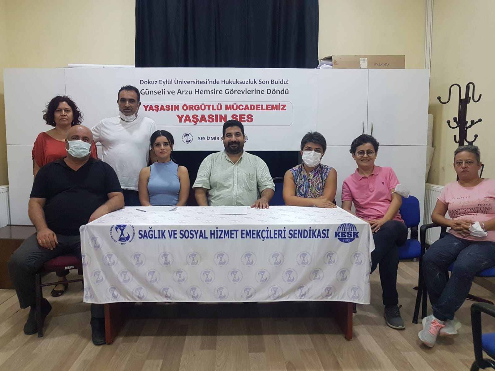 İzmir Şubemiz: Dokuz Eylül Üniversitesi’nde Açığa Alma Hukuksuzluğu Son Buldu, Yaşasın Örgütlü Mücadelemiz!