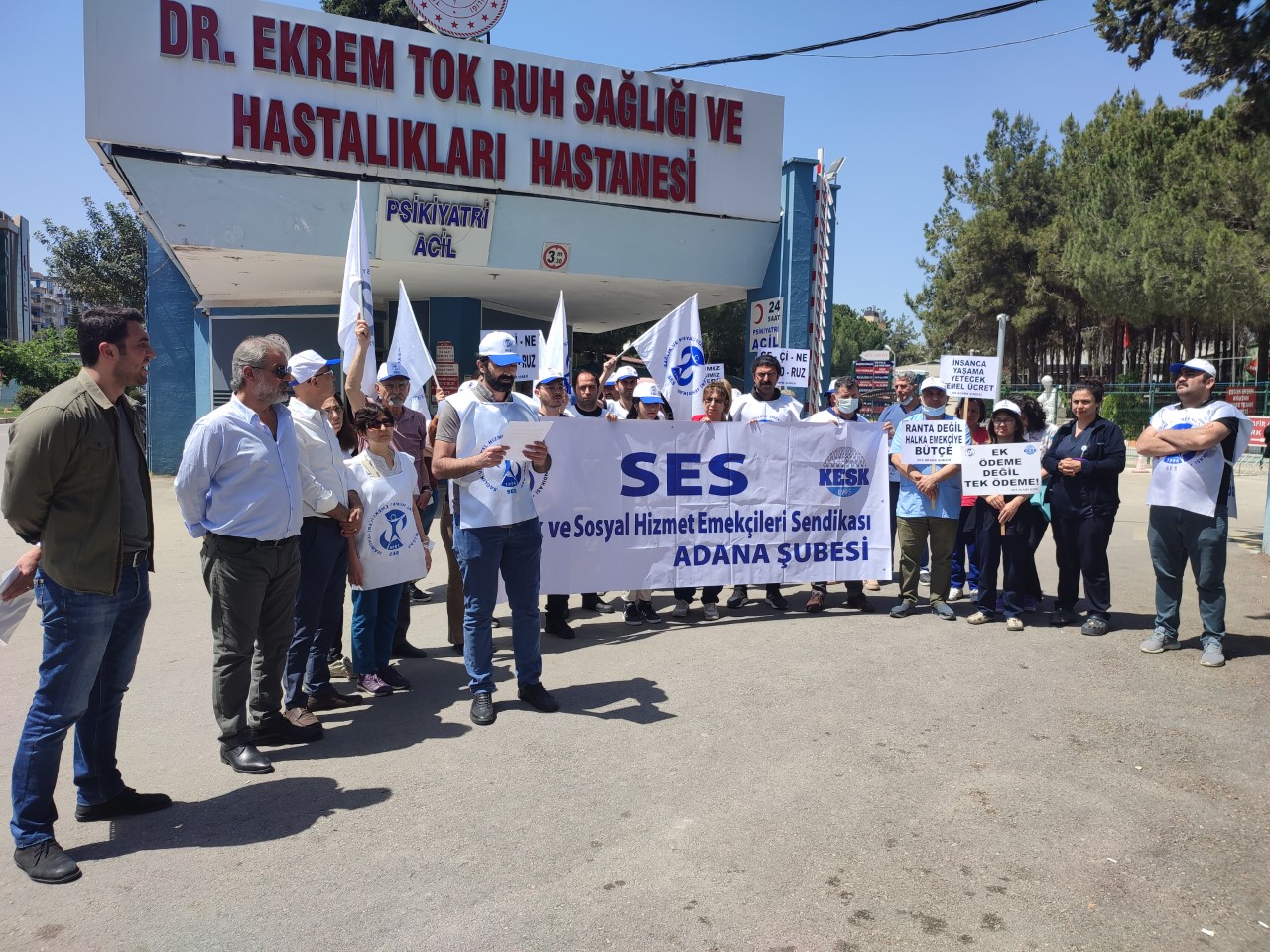 Adana Şubemiz: Sağlıkta Dönüşüm Programı ve Performans Sistemi Çökmüştür! Lütuf Değil Hakkımız Olanı İstiyoruz!