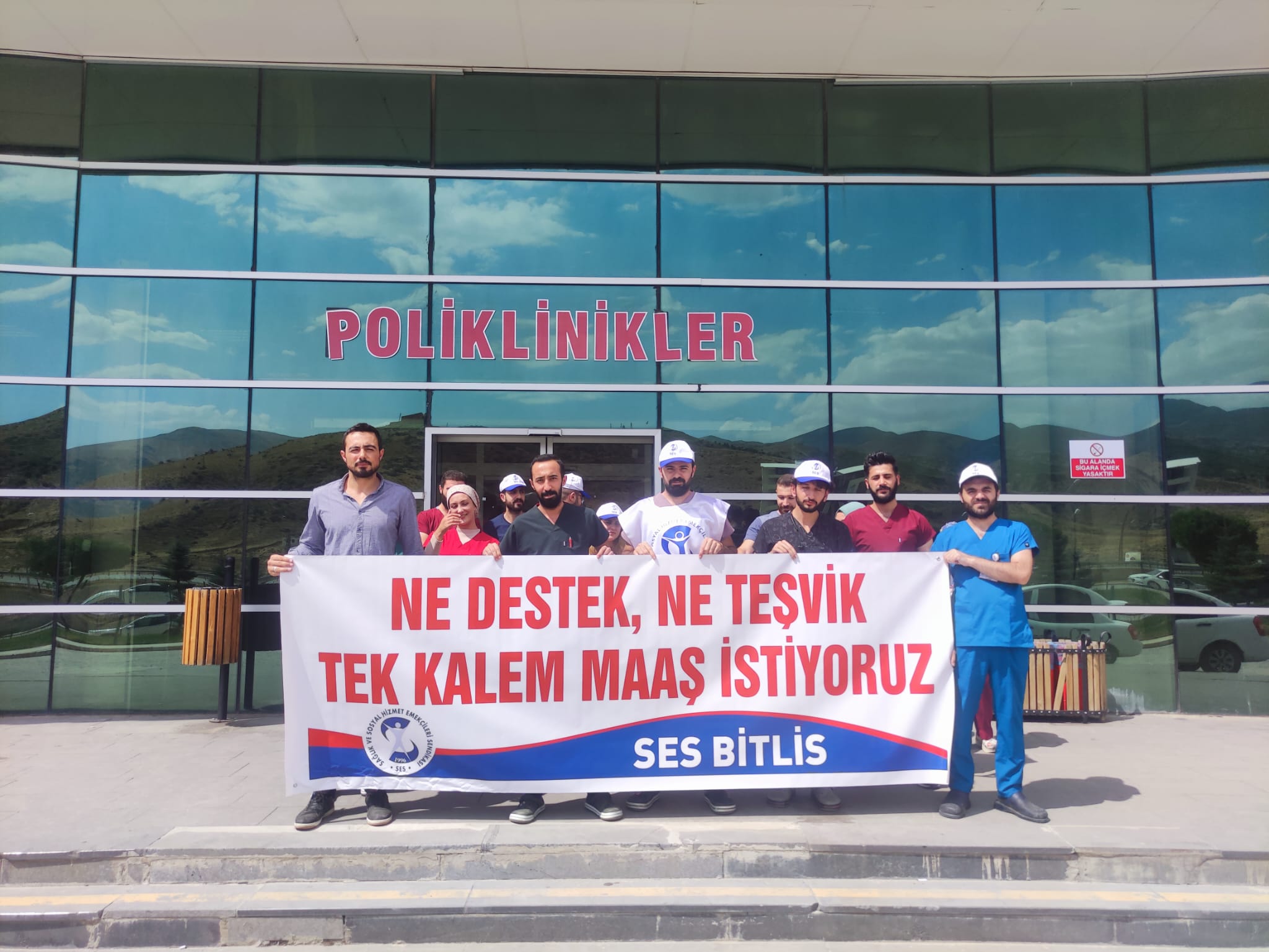 Bitlis Şubemiz: Ne Destek, Ne Teşvik! Yoksulluk Sınırının Üzerinde İnsanca Yaşamaya Yetecek Temel Ücret Talebimizden Vazgeçmiyoruz!